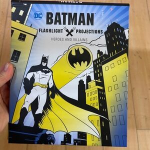 NWT Batman flashlight & Projection Book